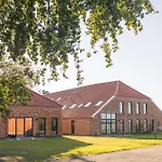 Gulfhof Wangermeer 5 Hinnerk's Huus 公寓 *
